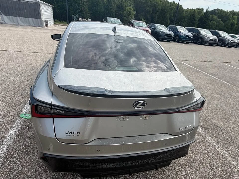 2023 Lexus IS 3rd Gen - Image 4 of 8