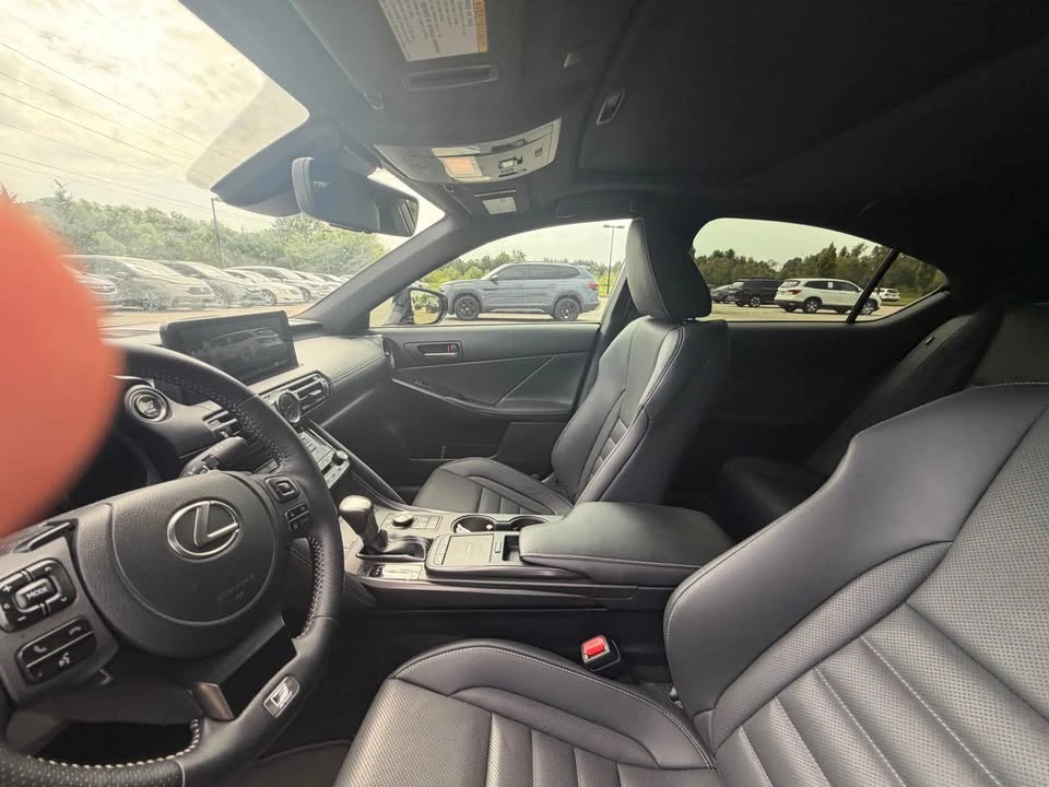 2023 Lexus IS 3rd Gen - Image 7 of 8