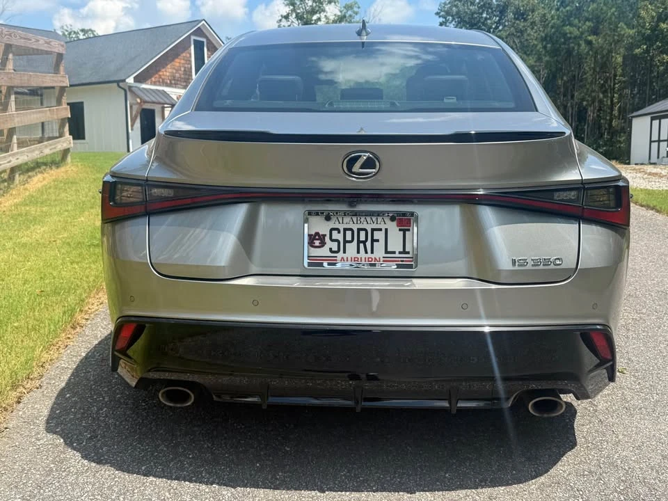 2023 Lexus IS 3rd Gen - Image 4 of 7