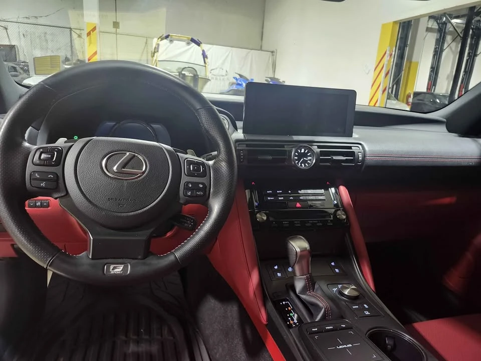 2023 Lexus IS 3rd Gen - Image 5 of 12