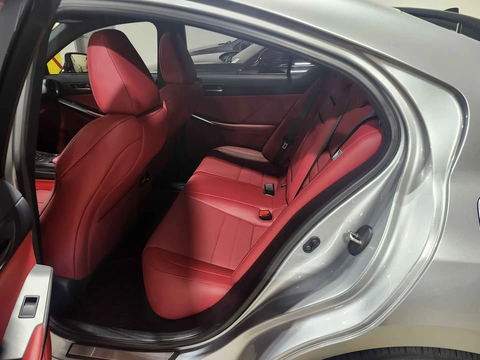 2023 Lexus IS 3rd Gen - Image 4 of 12