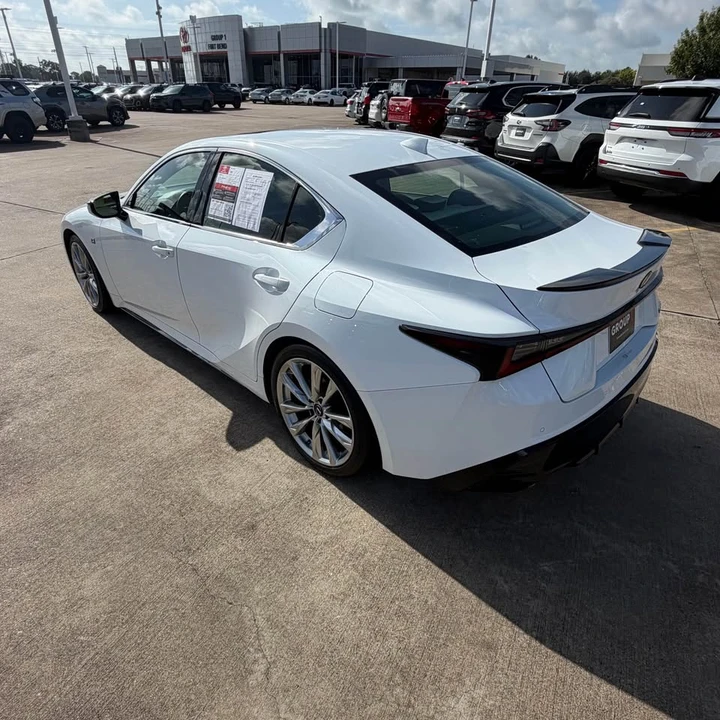 2023 Lexus IS 3rd Gen - Image 7 of 15