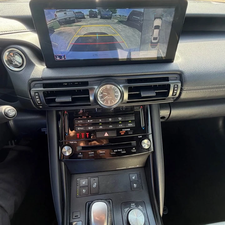 2023 Lexus IS 3rd Gen - Image 14 of 15
