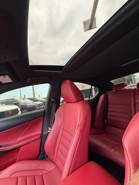 2023 Lexus IS 3rd Gen - Image 15 of 16