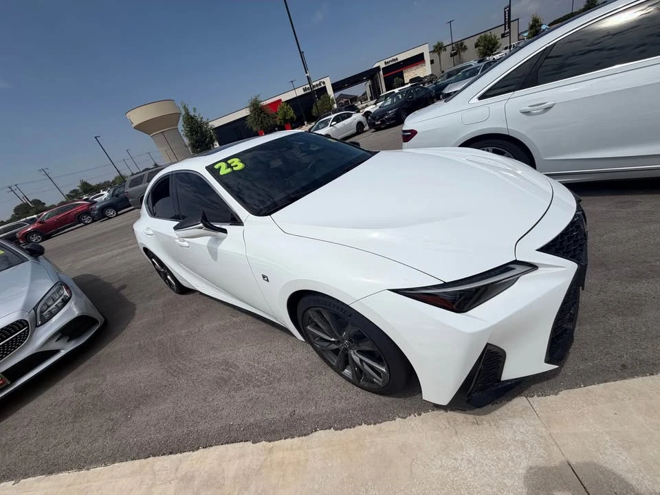 2023 Lexus IS 3rd Gen - Image 2 of 6