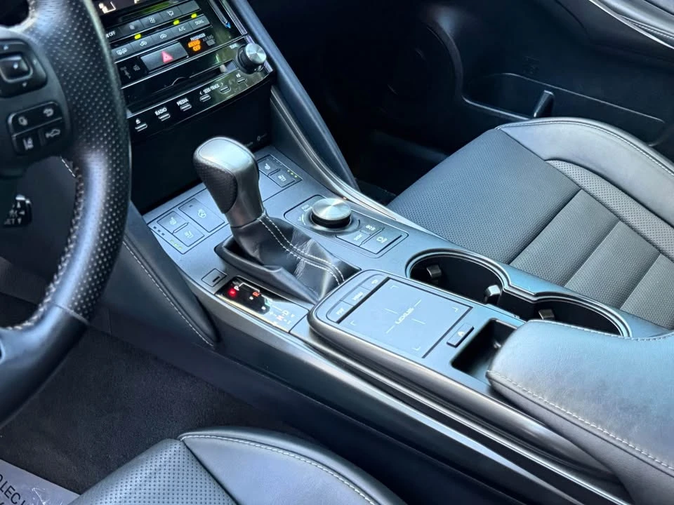 2023 Lexus IS 3rd Gen - Image 12 of 16