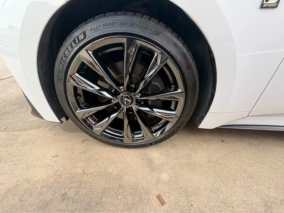 2023 Lexus IS 3rd Gen - Image 2 of 13