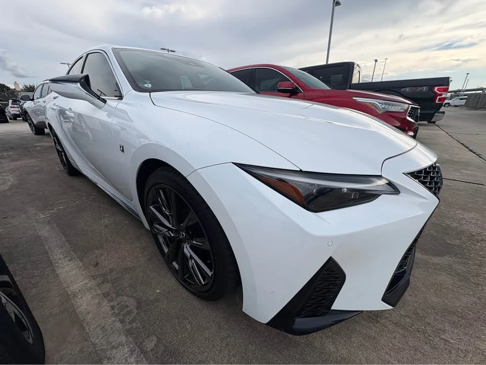 2023 Lexus IS 3rd Gen - Image 7 of 13