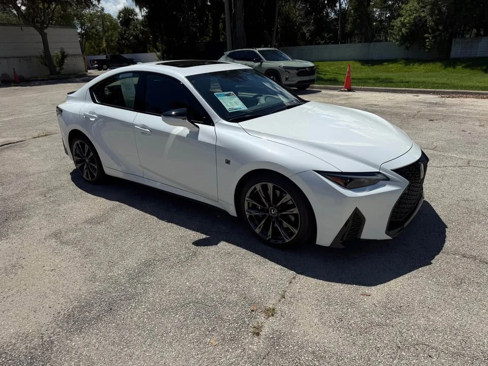 2023 Lexus IS 3rd Gen - Image 2 of 7