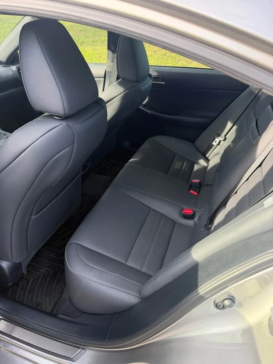 2023 Lexus IS 3rd Gen - Image 6 of 8