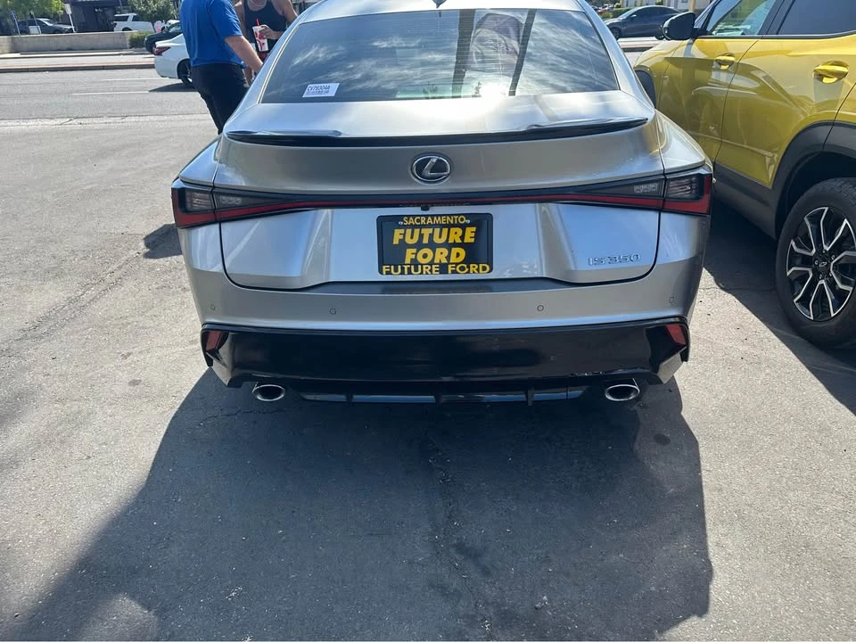 2023 Lexus IS 3rd Gen - Image 4 of 6