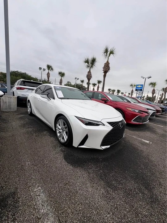 2023 Lexus IS 3rd Gen - Image 2 of 8