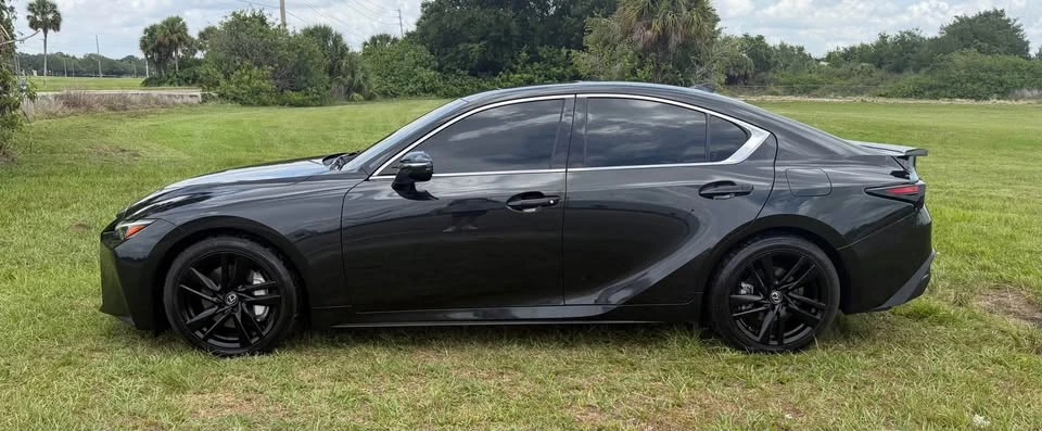 2023 Lexus IS 3rd Gen - Image 6 of 13