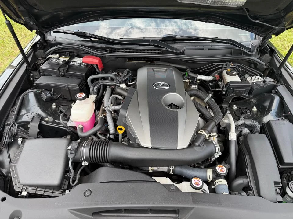 2023 Lexus IS 3rd Gen - Image 11 of 13