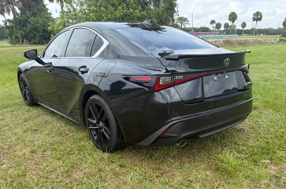 2023 Lexus IS 3rd Gen - Image 5 of 13