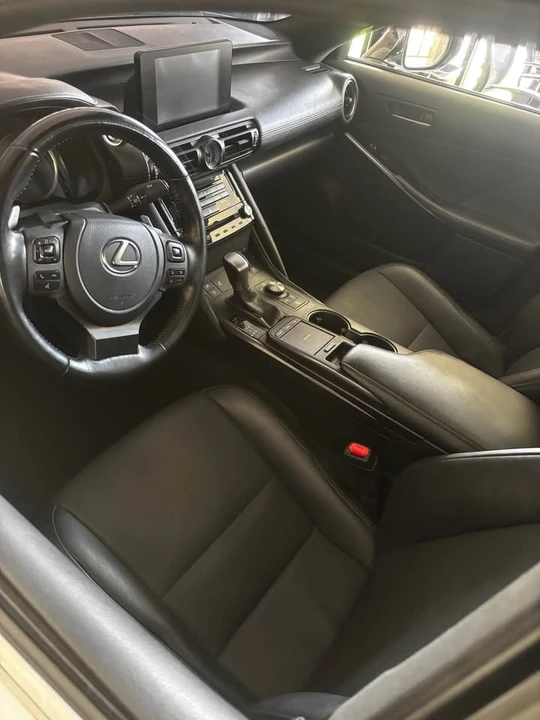 2023 Lexus IS 3rd Gen - Image 3 of 5