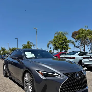 2023 Lexus IS 300