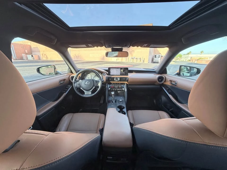 2023 Lexus IS 3rd Gen - Image 16 of 20