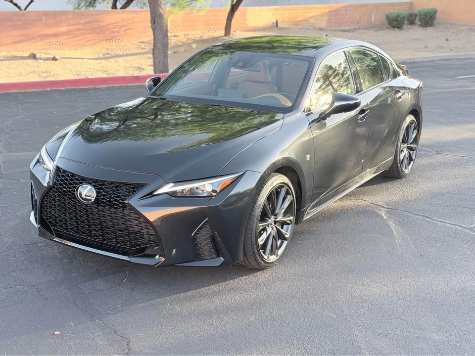 2023 Lexus IS 3rd Gen - Image 4 of 20