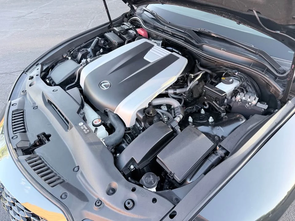 2023 Lexus IS 3rd Gen - Image 20 of 20