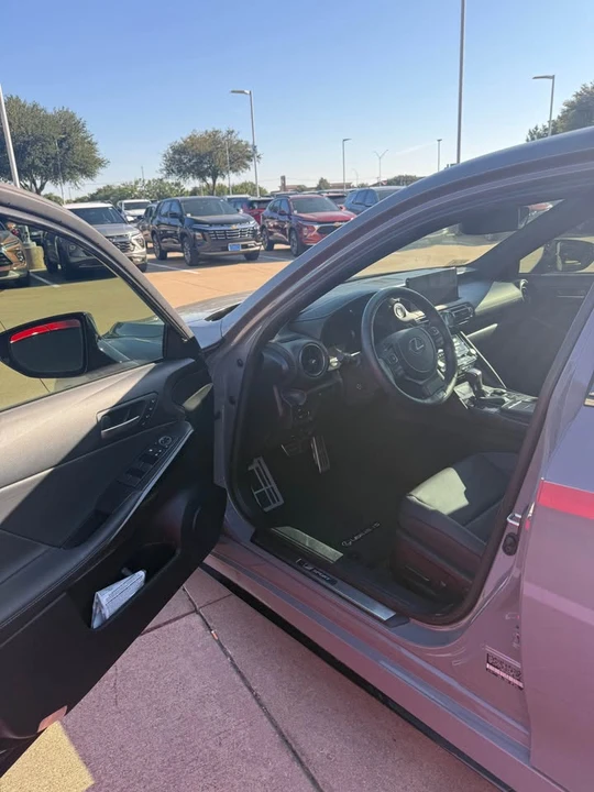 2023 Lexus IS 3rd Gen - Image 4 of 8