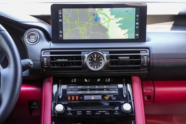 2023 Lexus IS 3rd Gen - Image 14 of 31
