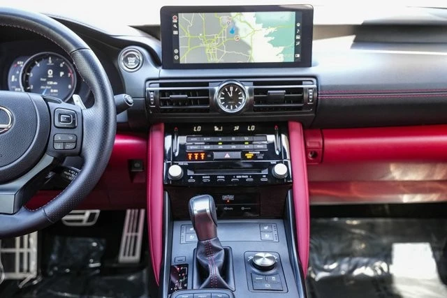 2023 Lexus IS 3rd Gen - Image 13 of 31