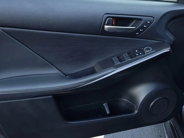 2023 Lexus IS 3rd Gen - Image 9 of 12