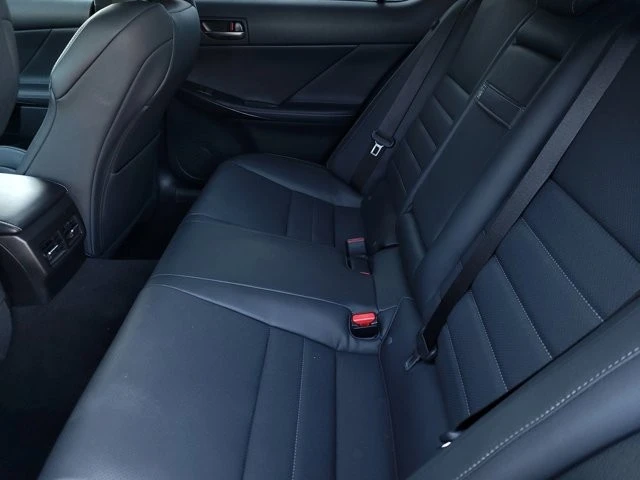 2023 Lexus IS 3rd Gen - Image 11 of 12