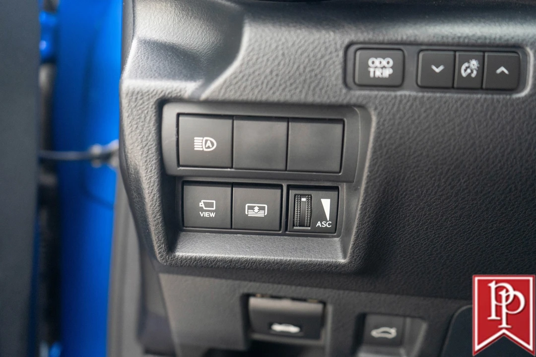 2023 Lexus IS 3rd Gen - Image 17 of 21