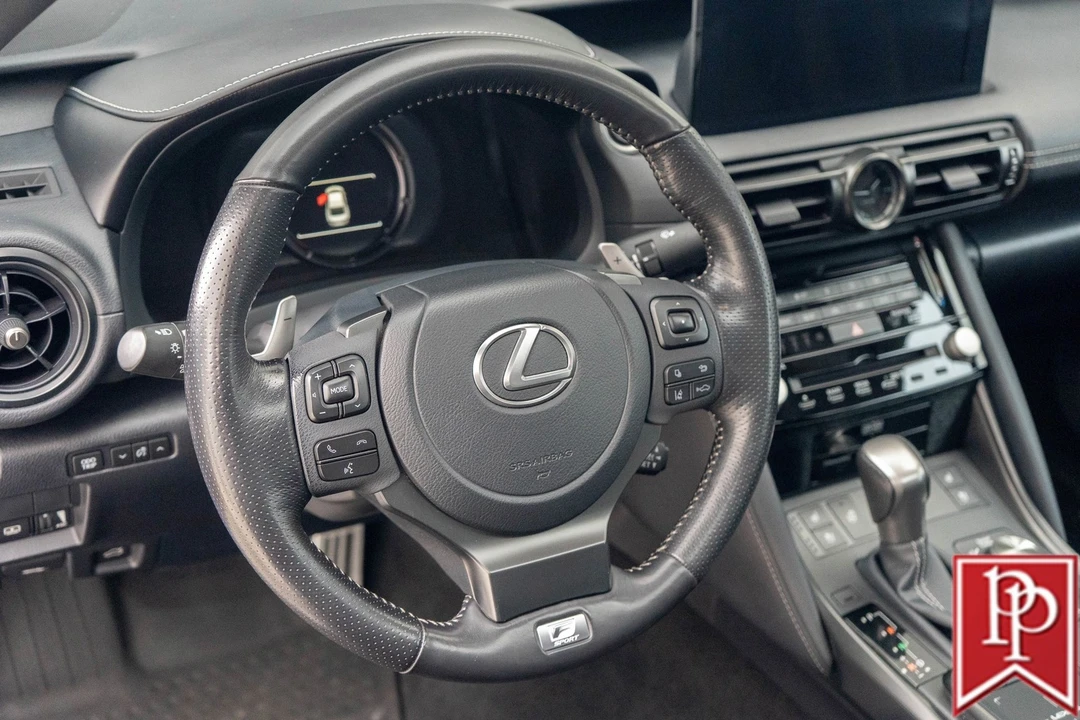 2023 Lexus IS 3rd Gen - Image 16 of 21