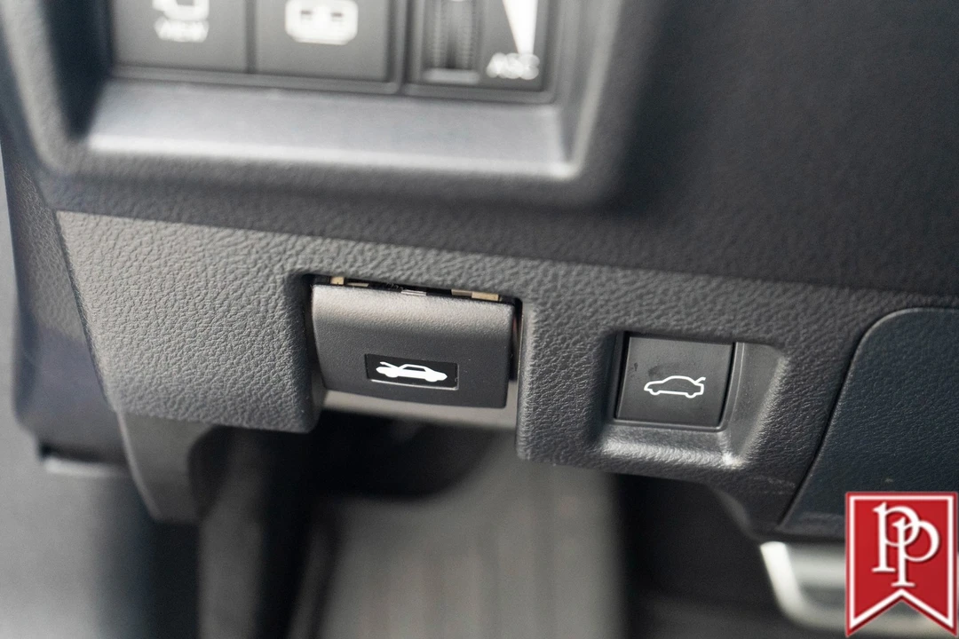 2023 Lexus IS 3rd Gen - Image 18 of 21