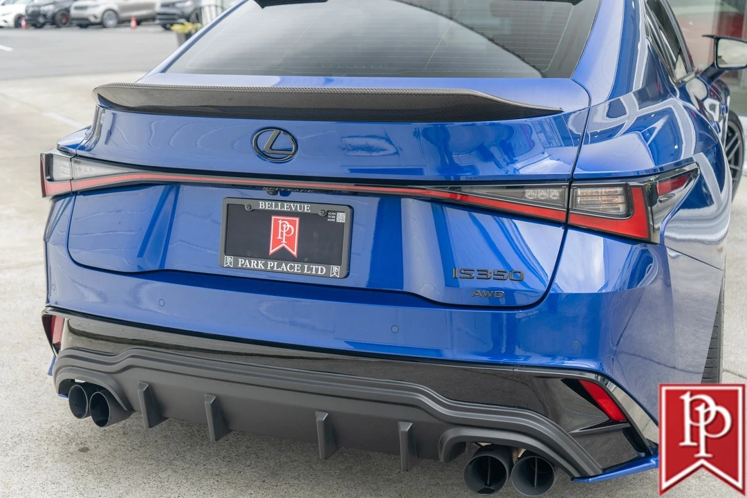 2023 Lexus IS 3rd Gen - Image 8 of 21
