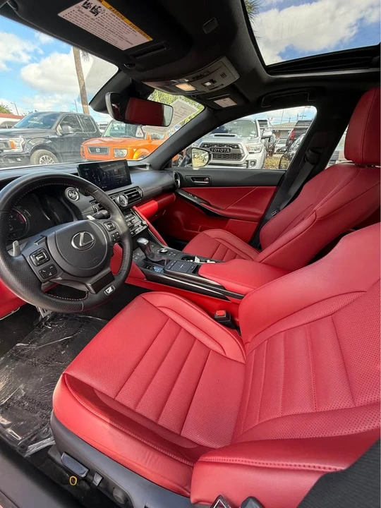 2023 Lexus IS 3rd Gen - Image 6 of 8