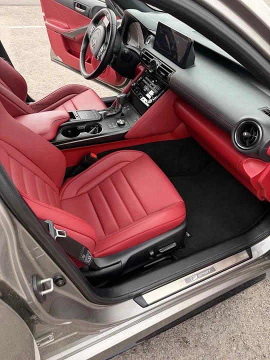 2023 Lexus IS 3rd Gen - Image 7 of 10
