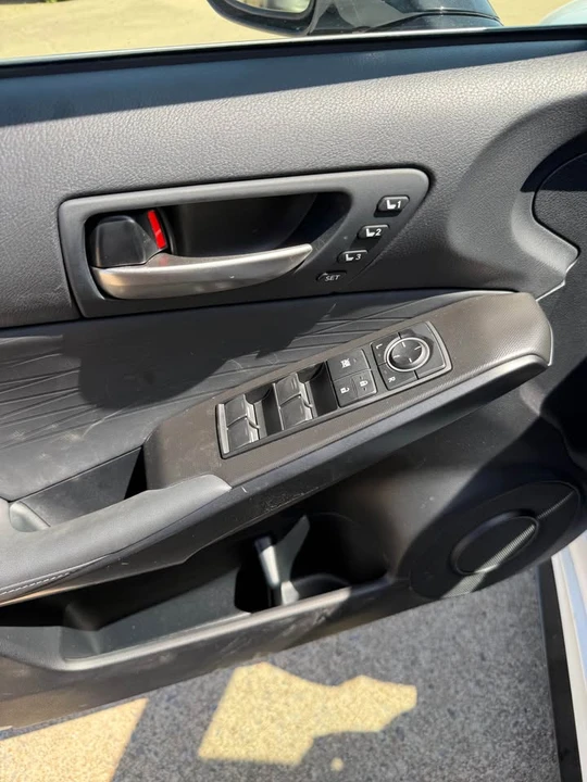 2023 Lexus IS 3rd Gen - Image 8 of 14
