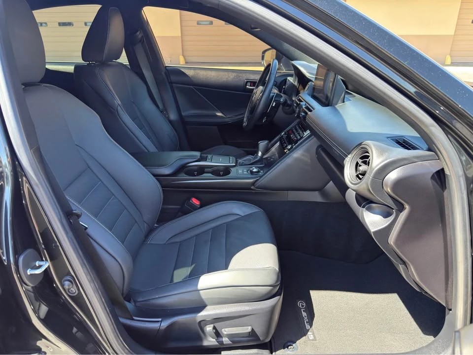 2023 Lexus IS 3rd Gen - Image 20 of 20