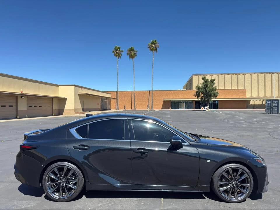 2023 Lexus IS 3rd Gen - Image 8 of 20