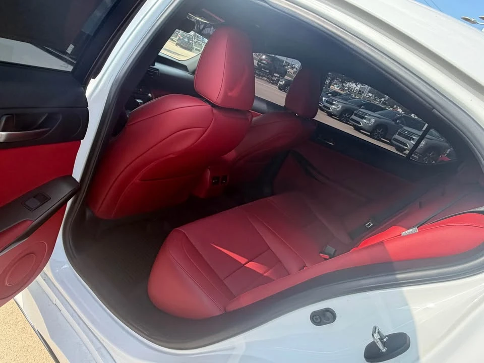 2023 Lexus IS 3rd Gen - Image 5 of 9