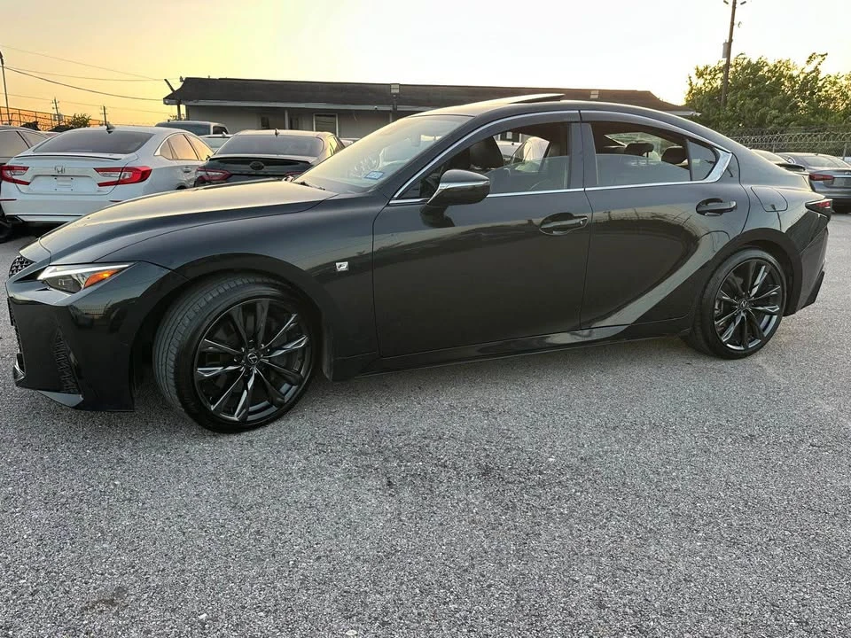 2023 Lexus IS 3rd Gen - Image 5 of 20