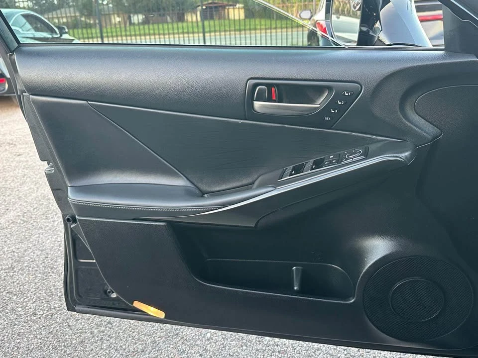 2023 Lexus IS 3rd Gen - Image 20 of 20