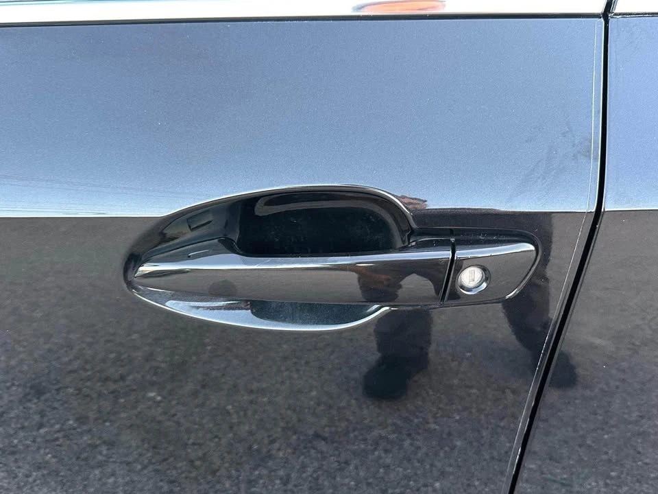2023 Lexus IS 3rd Gen - Image 7 of 20