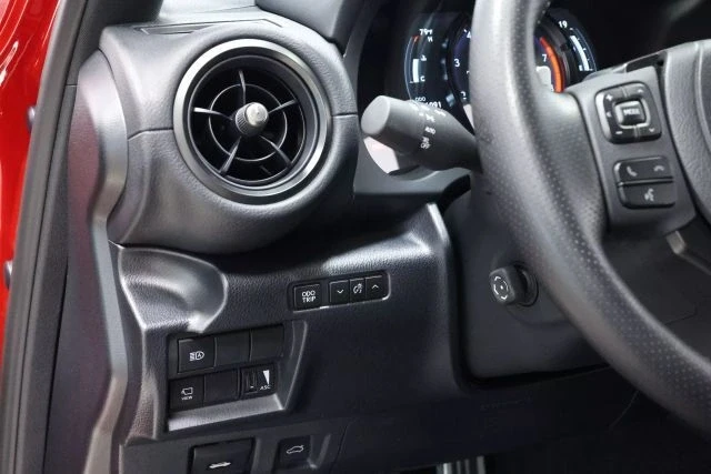 2023 Lexus IS 3rd Gen - Image 20 of 21