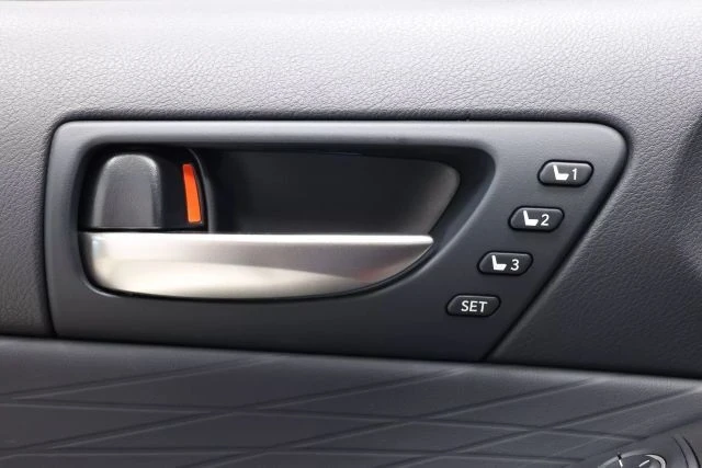 2023 Lexus IS 3rd Gen - Image 11 of 12