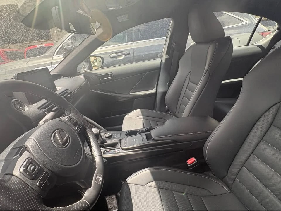 2023 Lexus IS 3rd Gen - Image 3 of 6