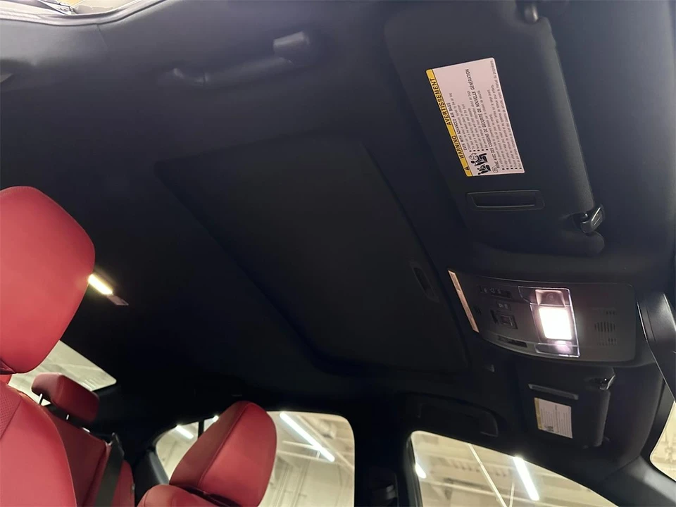 2023 Lexus IS 3rd Gen - Image 28 of 31