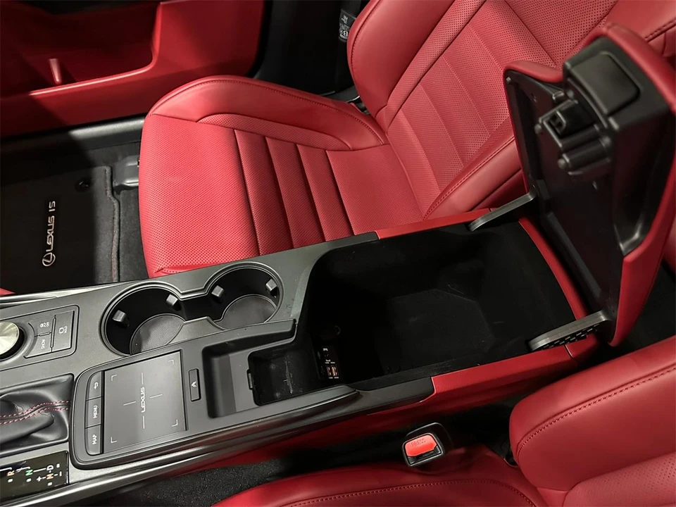 2023 Lexus IS 3rd Gen - Image 18 of 31