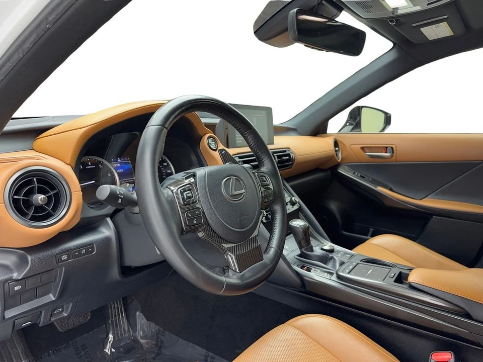 2023 Lexus IS 3rd Gen - Image 18 of 21