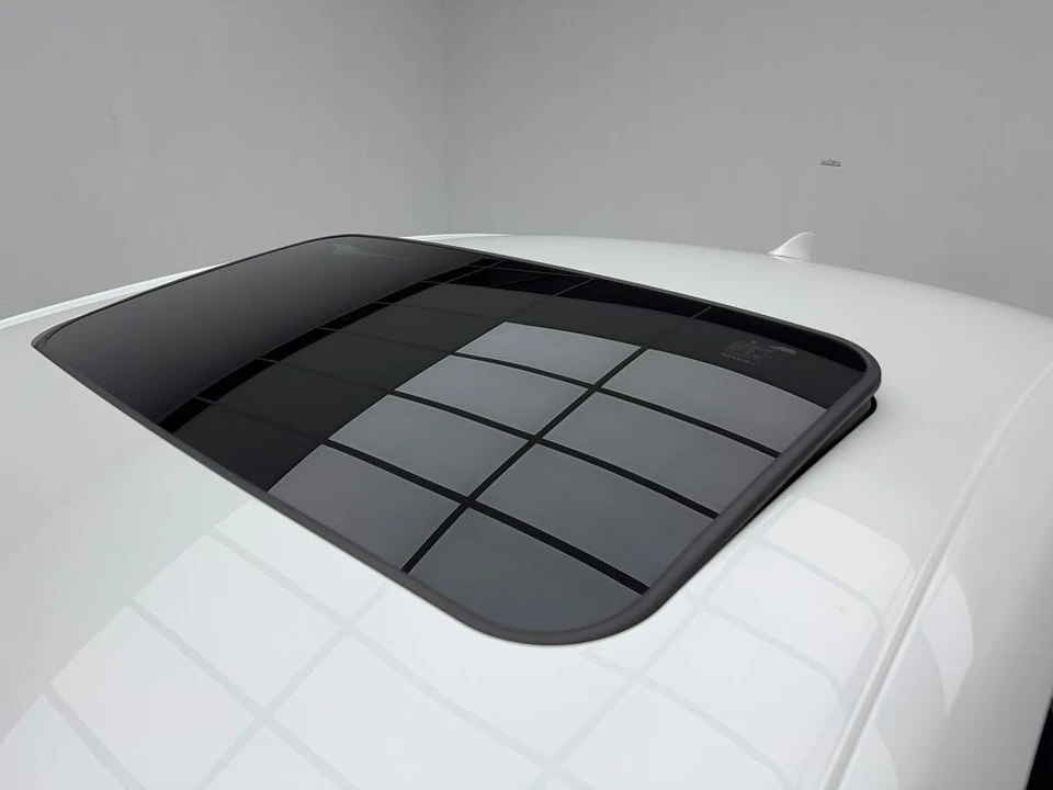 2023 Lexus IS 3rd Gen - Image 12 of 21