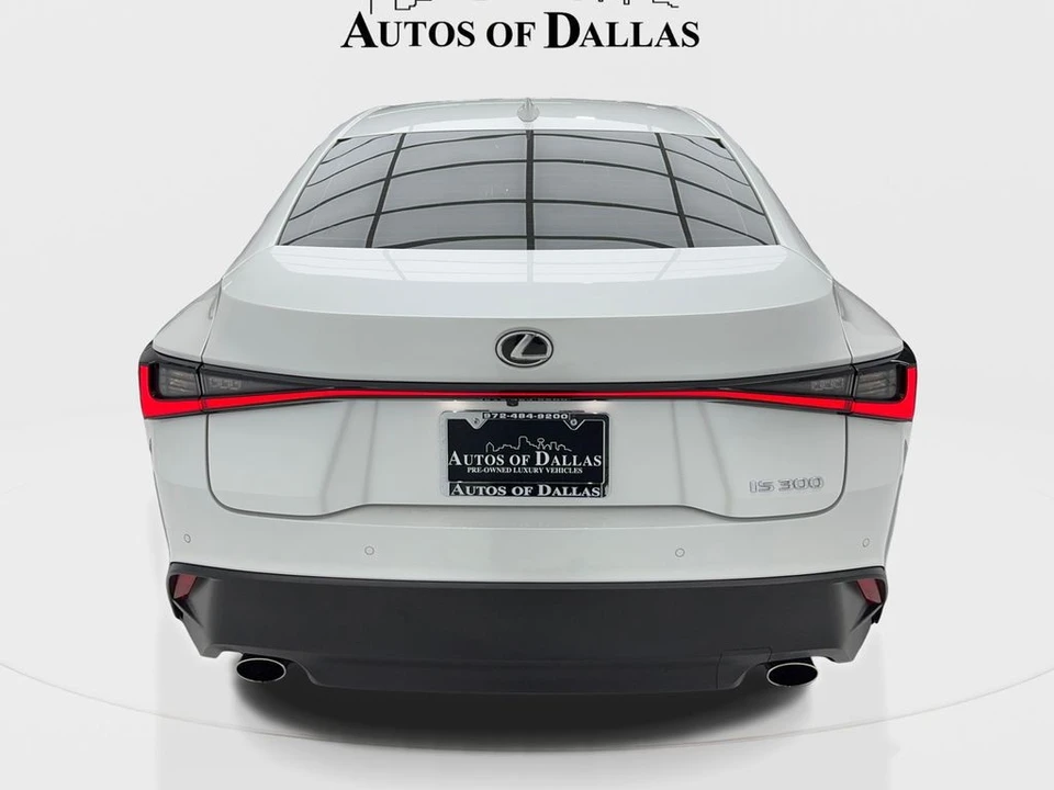 2023 Lexus IS 3rd Gen - Image 11 of 12
